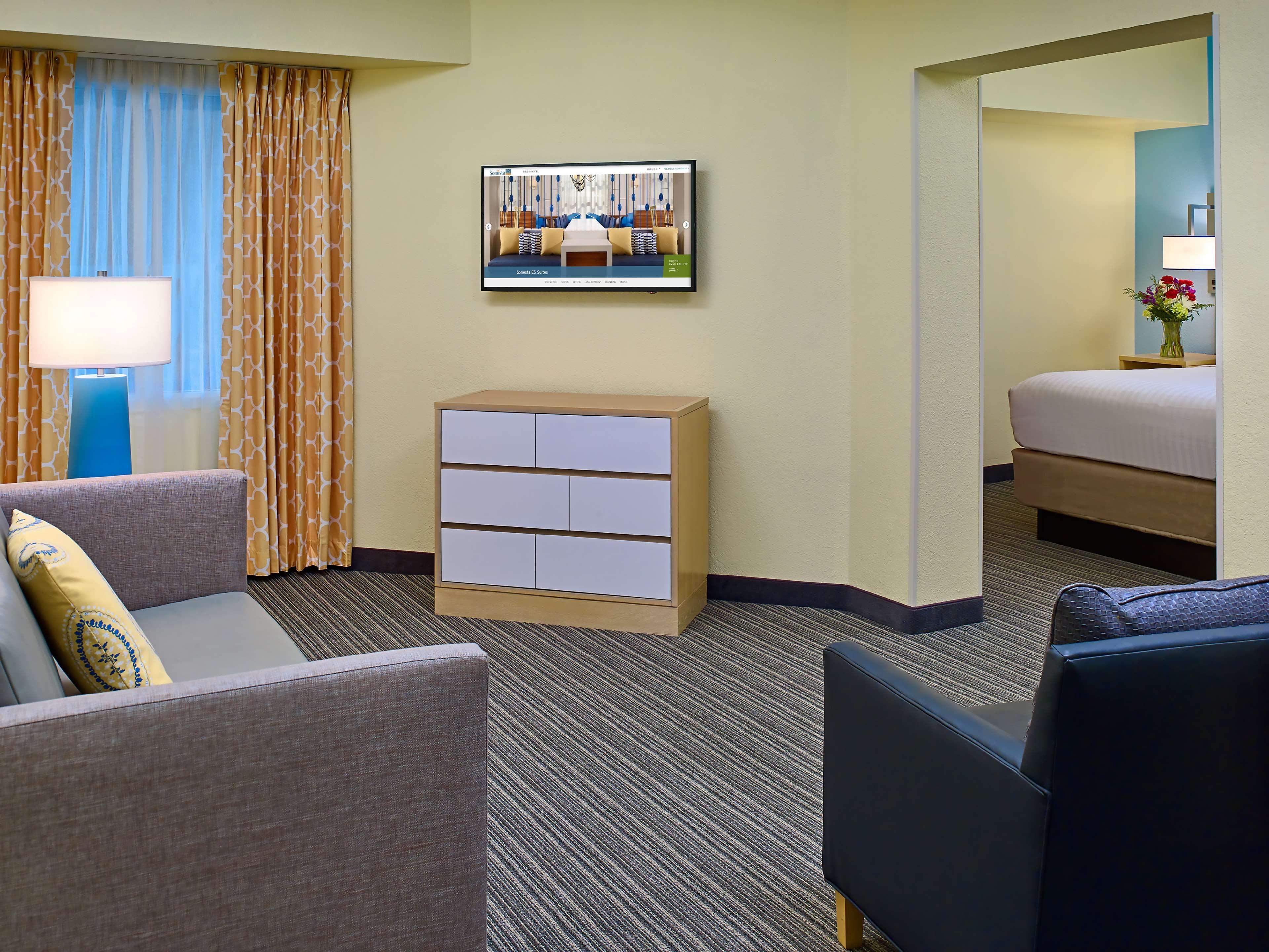 Sonesta Simply Suites Memphis East Poplar Pike Ngoại thất bức ảnh