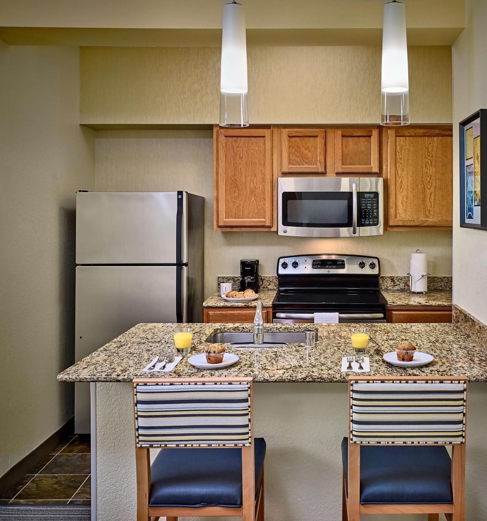 Sonesta Simply Suites Memphis East Poplar Pike Ngoại thất bức ảnh