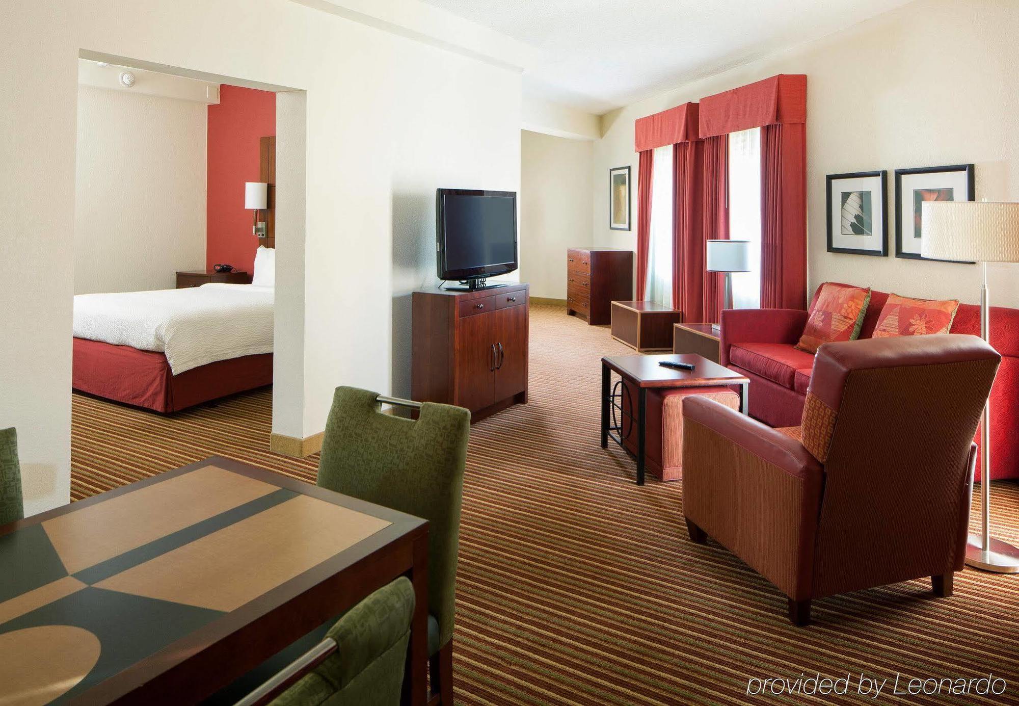 Sonesta Simply Suites Memphis East Poplar Pike Ngoại thất bức ảnh