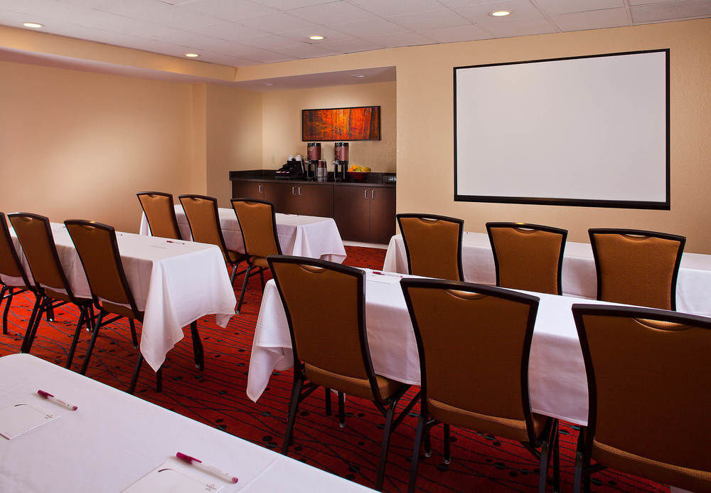 Sonesta Simply Suites Memphis East Poplar Pike Ngoại thất bức ảnh